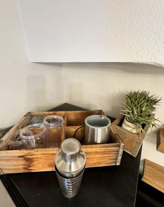 2 Bed With Pool And Creek Views Near Congress Ave Apartment Austin Exterior photo